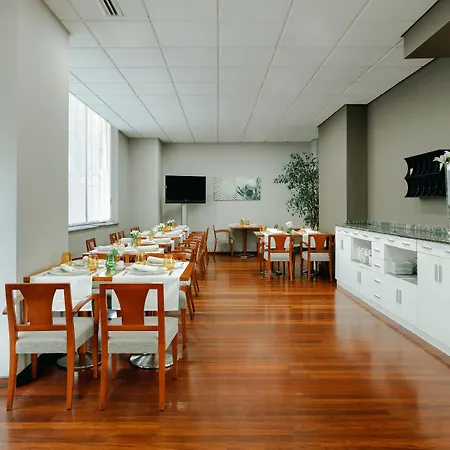 Hesperia 4*