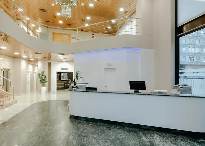 赫斯珀里亚维戈酒店 酒店 比戈