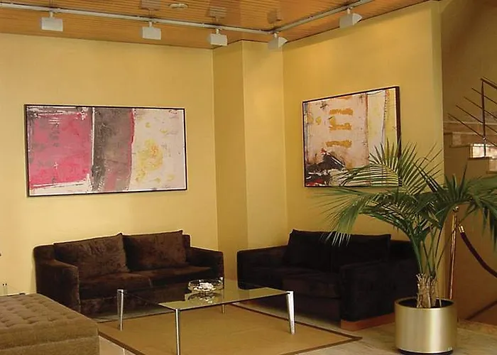 赫斯珀里亚维戈酒店 4*