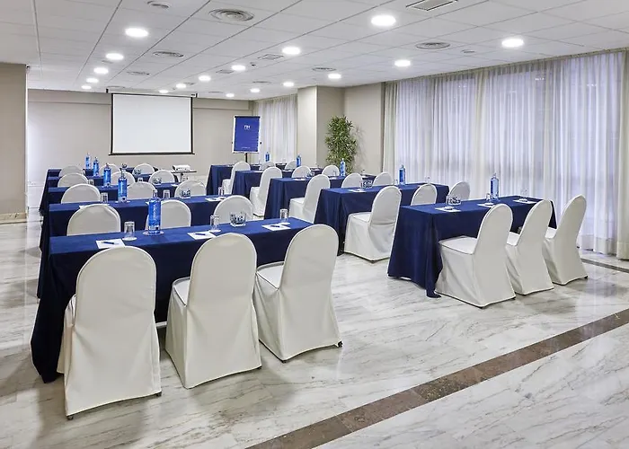 赫斯珀里亚维戈酒店 4*